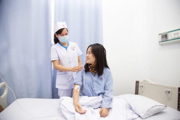 Liên chuyên khoa phối kết hợp cứu sống sản phụ bị viêm tụy cấp và thai nhi 35 tuần tuổi