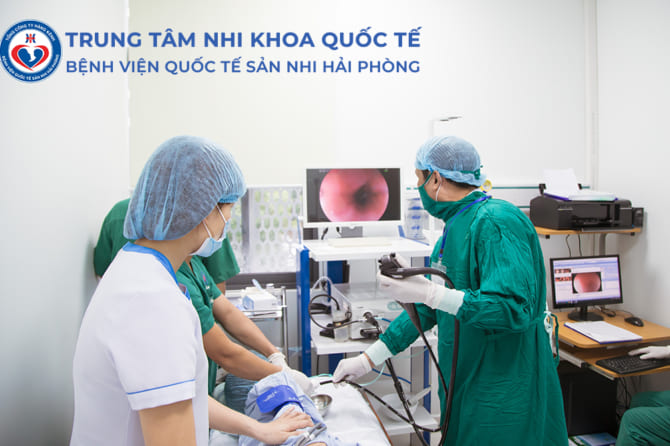 Trường hợp phụ huynh cần cho trẻ nội soi tiêu hoá